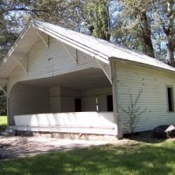 Photo of the DeMoss Springs Park bandstand.